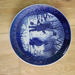 Blue Winter Scene Decorative Plate